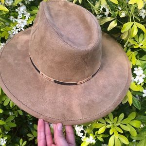 Chic Suede Hat